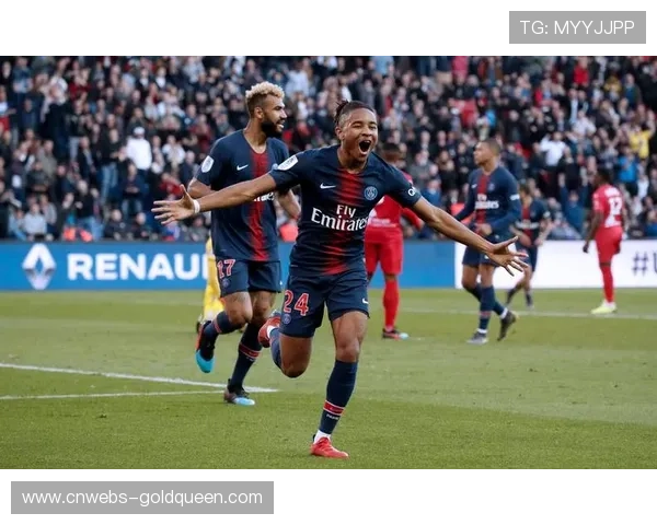 快报：巴黎圣日耳曼4-1大胜，全场射门23次彰显进攻统治力。