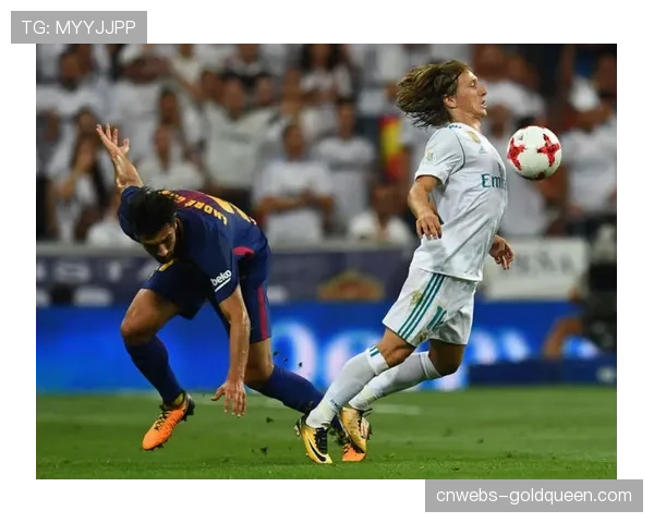 战术板：解析皇马三月改踢3-5-2阵型，如何激活巴尔韦德